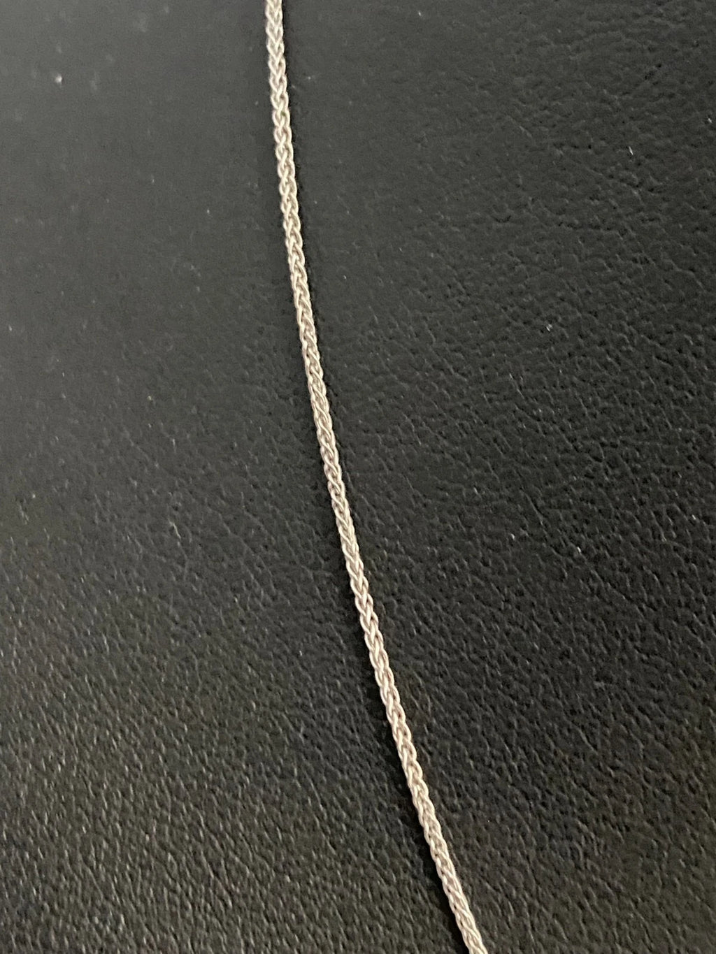 Italian 18K White Gold Spiga Link Chain Necklace 46cm Long