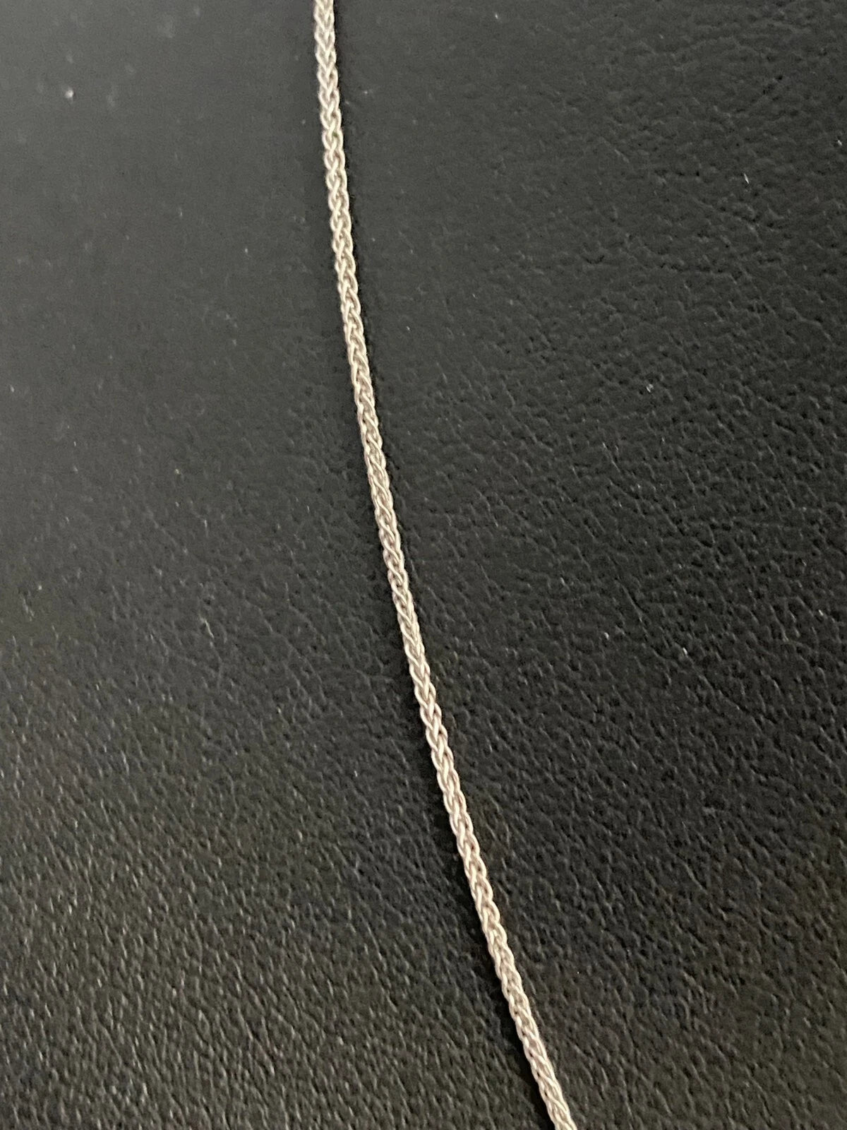 Italian 18K White Gold Spiga Link Chain Necklace 46cm Long
