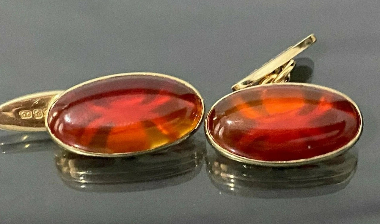 9K Yellow gold & Carnelian Cabochon Spider Shape Setting Cufflinks 11.24g