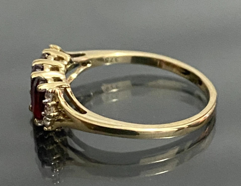 9ct Yellow Gold with 0.93CT Ruby Three Stone Ring Size K 1/2 (US 5.5)