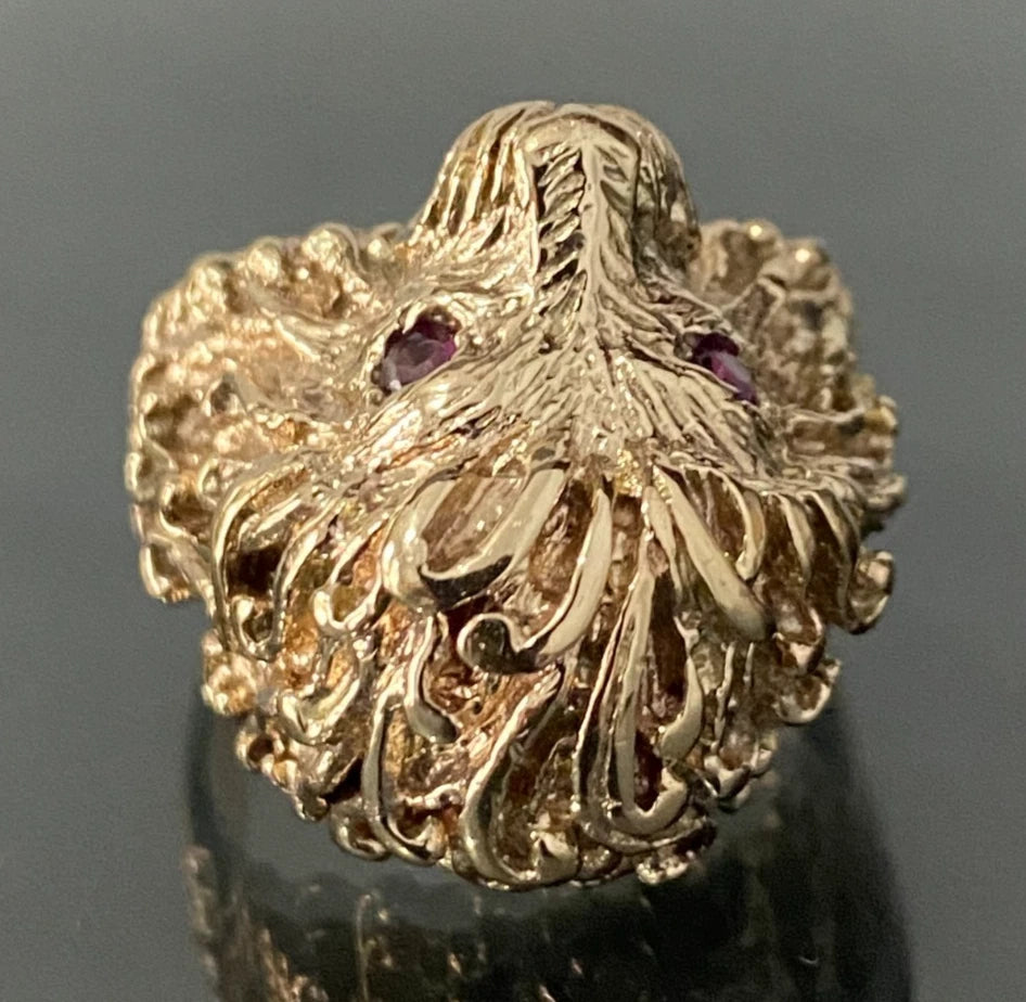 Heavy 9K Yellow Gold & Ruby Carved Lion Head Ring Size T - 10