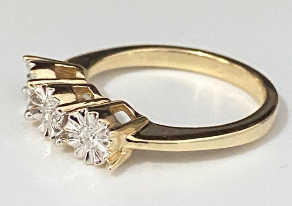 9K Yellow Gold & Diamond Three Stone Illusion Ring Size N - 6 1/2