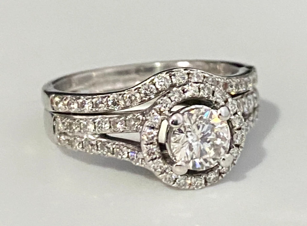 18K White Gold & 1.0CT Diamond Halo 2 Parts Bridal Set Ring Size K 1/2 - 5 1/2