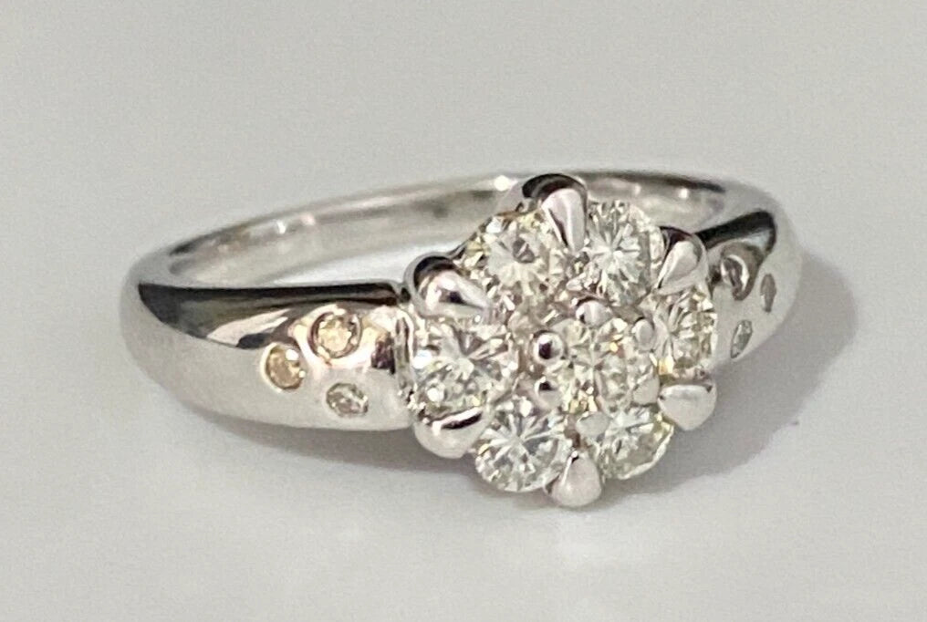 18K White Gold & 0.55CT Diamond Cluster Ring Size J 1/2 - 5
