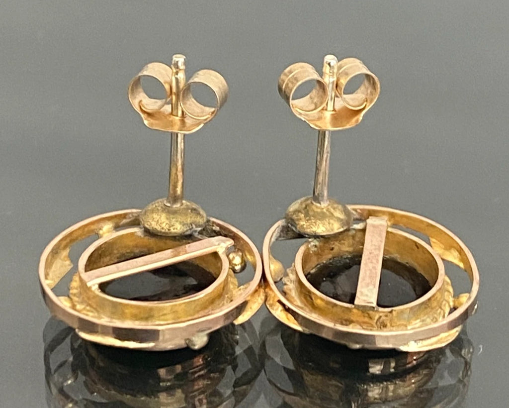 Pair of Art deco 9K Yellow Gold Opal Doublet Stus Earrings