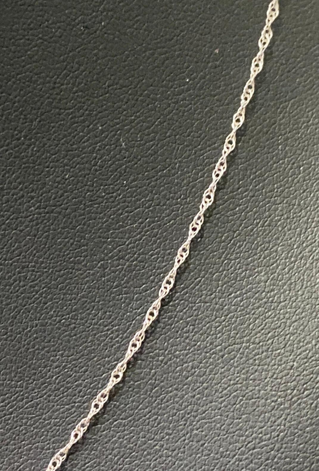 9K White Gold Prince of Wales Link Chain Necklace 46cm Long