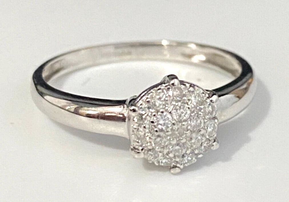9K White Gold & 0.28CT Diamond Cluster Ring Size O - 7