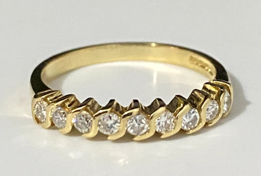 18K Yellow Gold & 0.30CT Diamond Wedding Band Ring Size O - 7 1/4