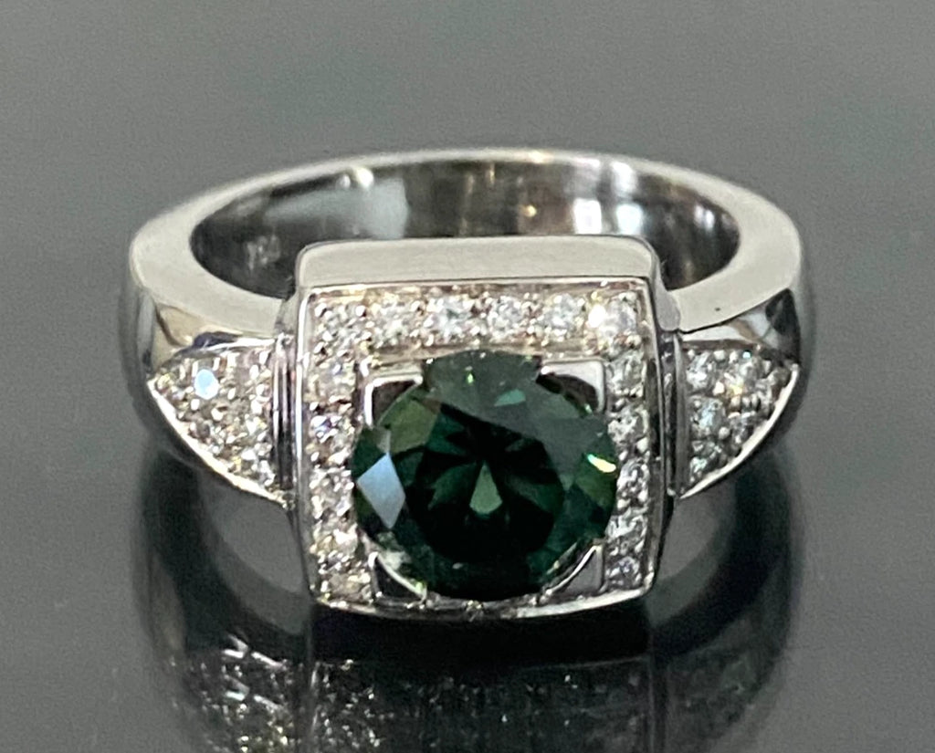 Heavy 18K White Gold W/Green Sapphire & Diamond Ring Size O - 7 1/4