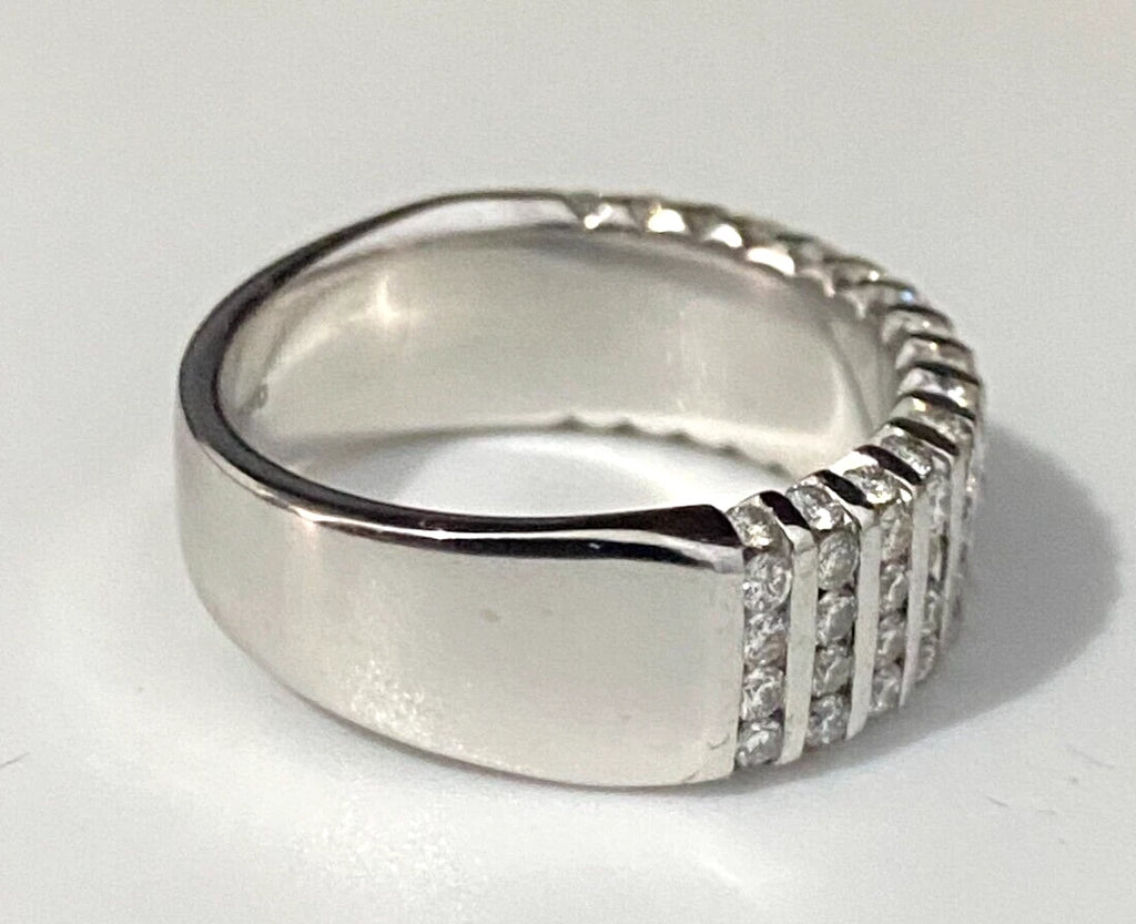 Heavy 18K White Gold & 1.20CT Brilliant Diamond Band Ring Size O - 7