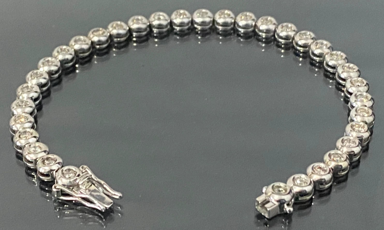 18K White Gold & 2.0CT Diamond Bezel-Set Tennis Bracelet 18.50cm Long