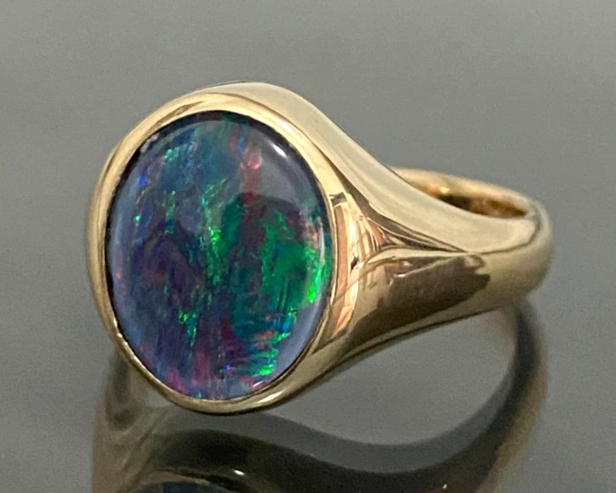 1960's 9K Yellow Gold & Opal Signet Ring Size P (US 7.75) - Vintage Jewellery