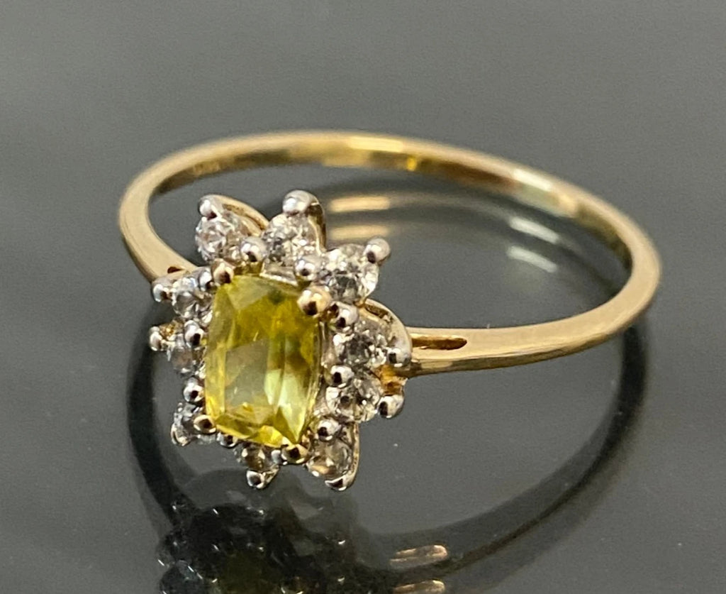 10ct Yellow Gold Sphene & Natural Zircon Cluster Ring Size S (US 9.15)