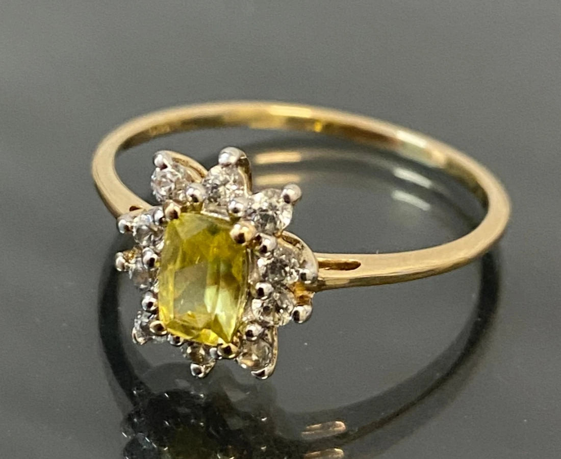 10ct Yellow Gold Sphene & Natural Zircon Cluster Ring Size S (US 9.15)