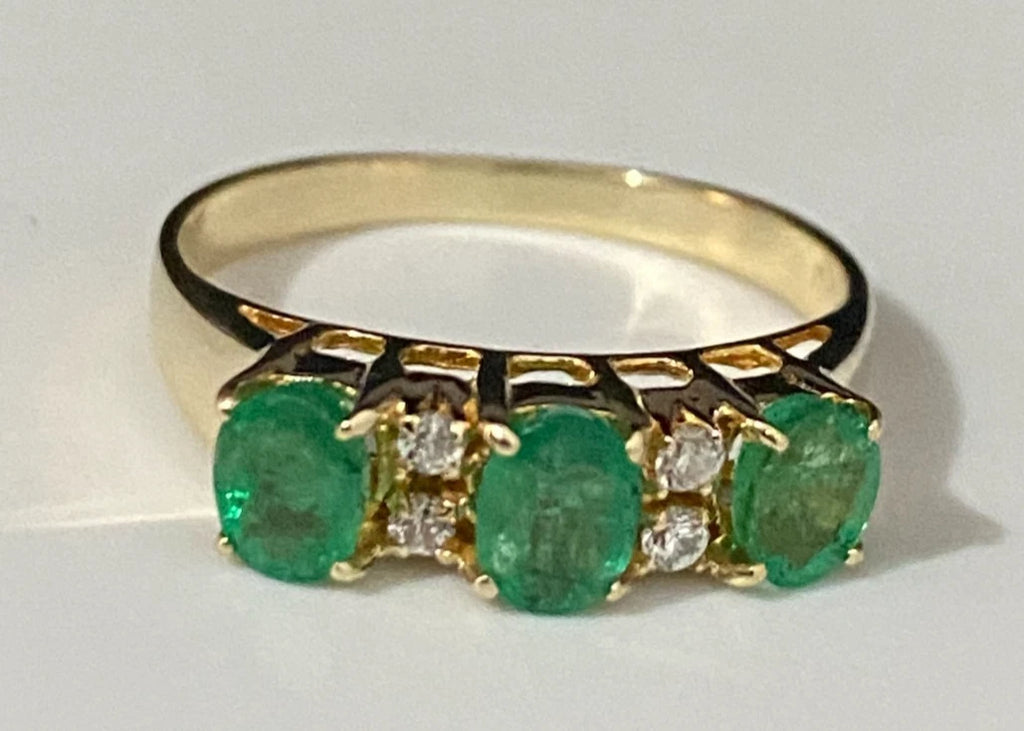 18K Yellow Gold W/ Emerald & CZ Three Stone Ring Size L - 5 1/2