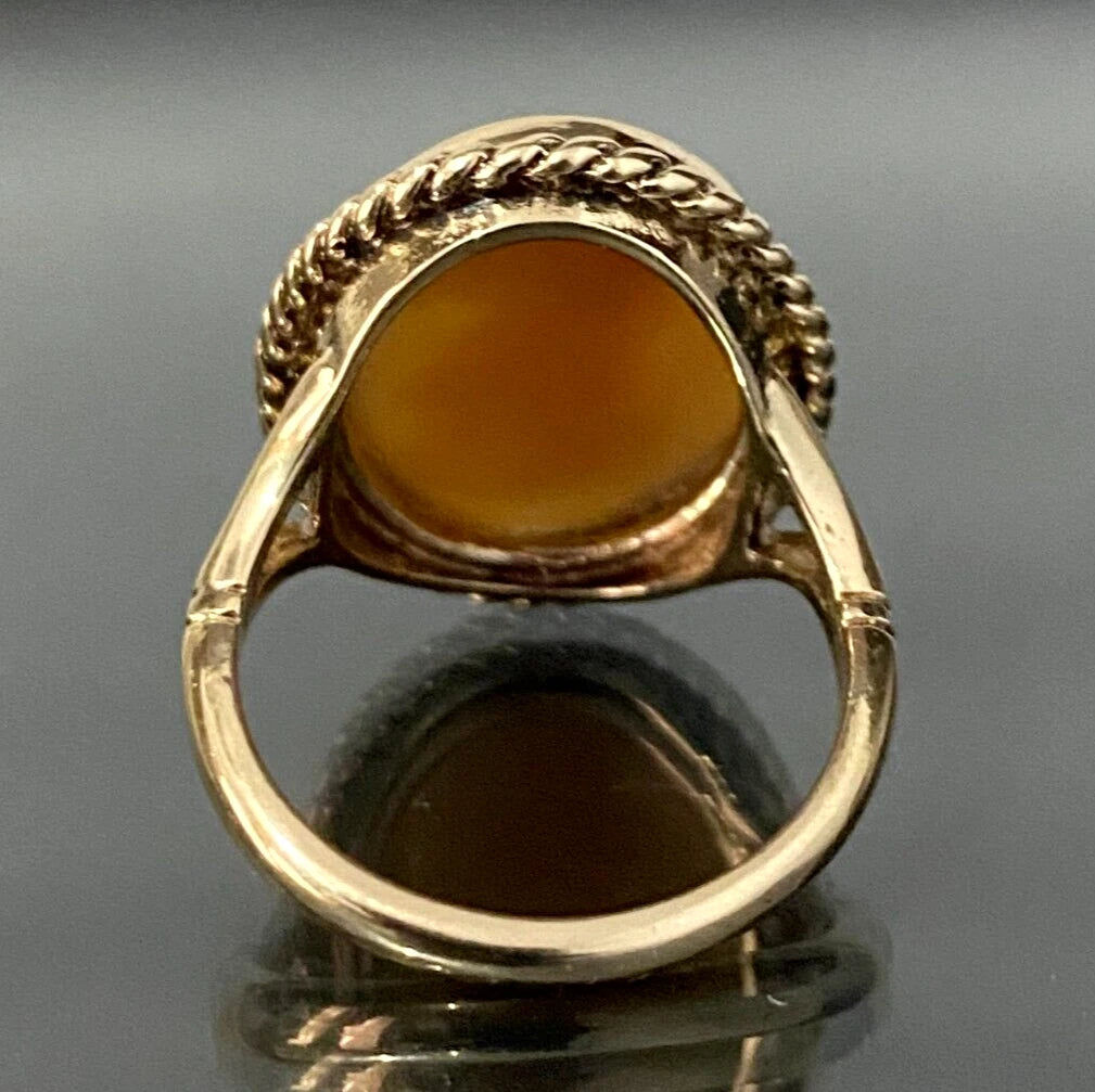 9K Yellow Gold & Carved Cameo Ring Size P - 7 1/2