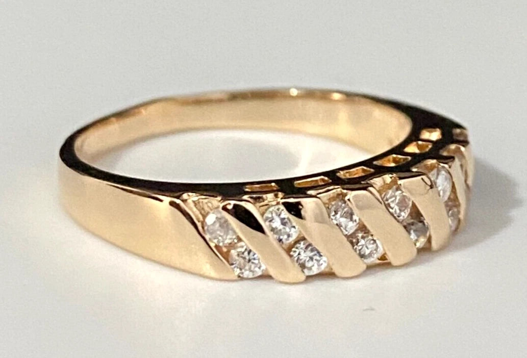 14K Yellow Gold & Cubic Zirconia Dress Ring Size N - 6 1/2