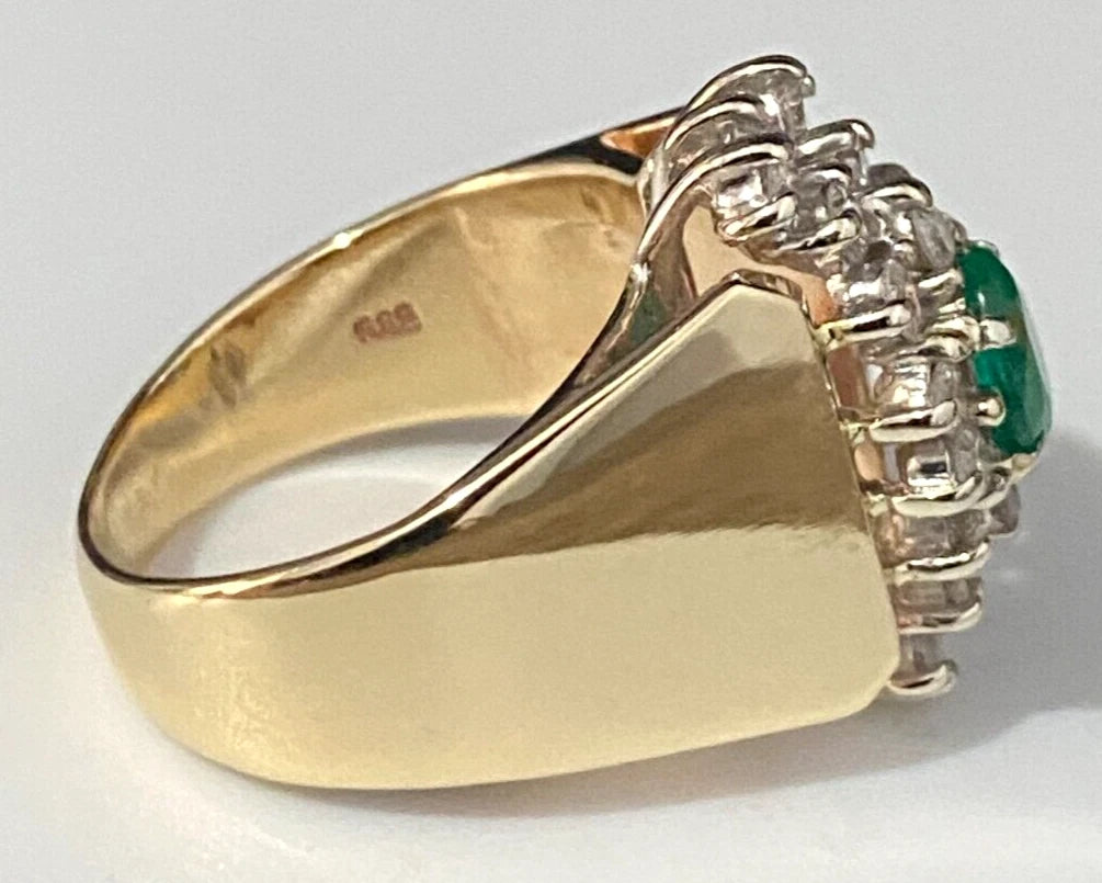14K Yellow Gold W/ Emerald & 0.60CT Diamond Cluster Ring Size L 1/2 - 5 7/8