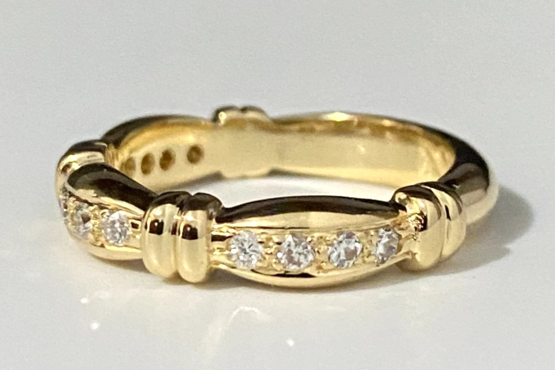 18K Yellow Gold & 0.25CT Diamond Wedding Band Ring Size O - 7 1/4