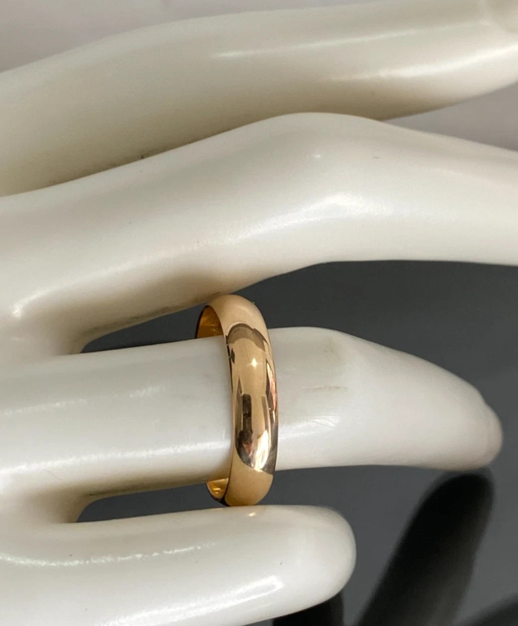14ct Rose Gold Plain Wedding Band Ring – Size S (US 9.15)