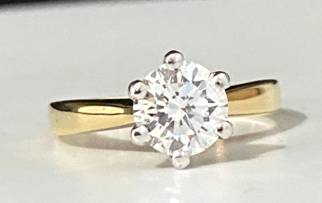18K Yellow Gold & 1.30CT Diamond Solitaire Engagement Ring - Size M 1/2 (6.50)