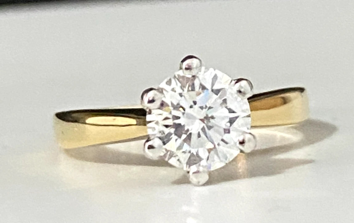 18K Yellow Gold & 1.30CT Diamond Solitaire Engagement Ring - Size M 1/2 (6.50)