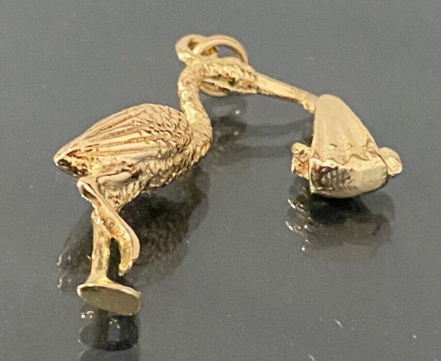 9K Yellow Gold Stork & Baby Charm Pendant 23.0mm high