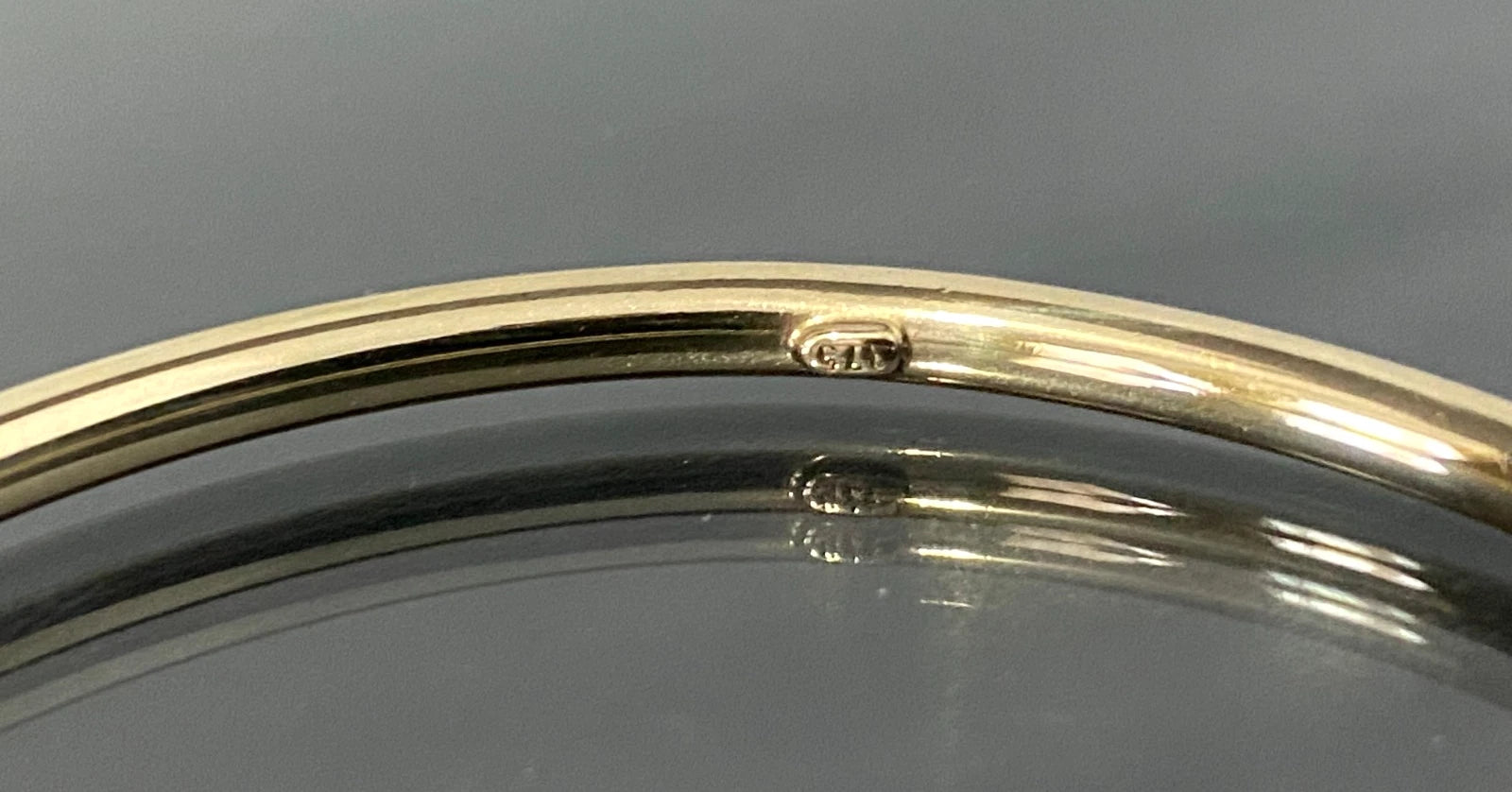 9K Yellow Gold Hollow Bangle 58mm