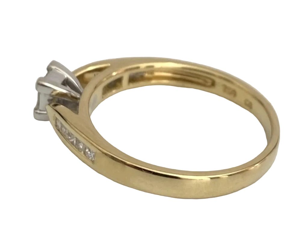 18ct Yellow Gold 0.50ct Princess Diamond Cluster Engagement Ring - Size N 1/2
