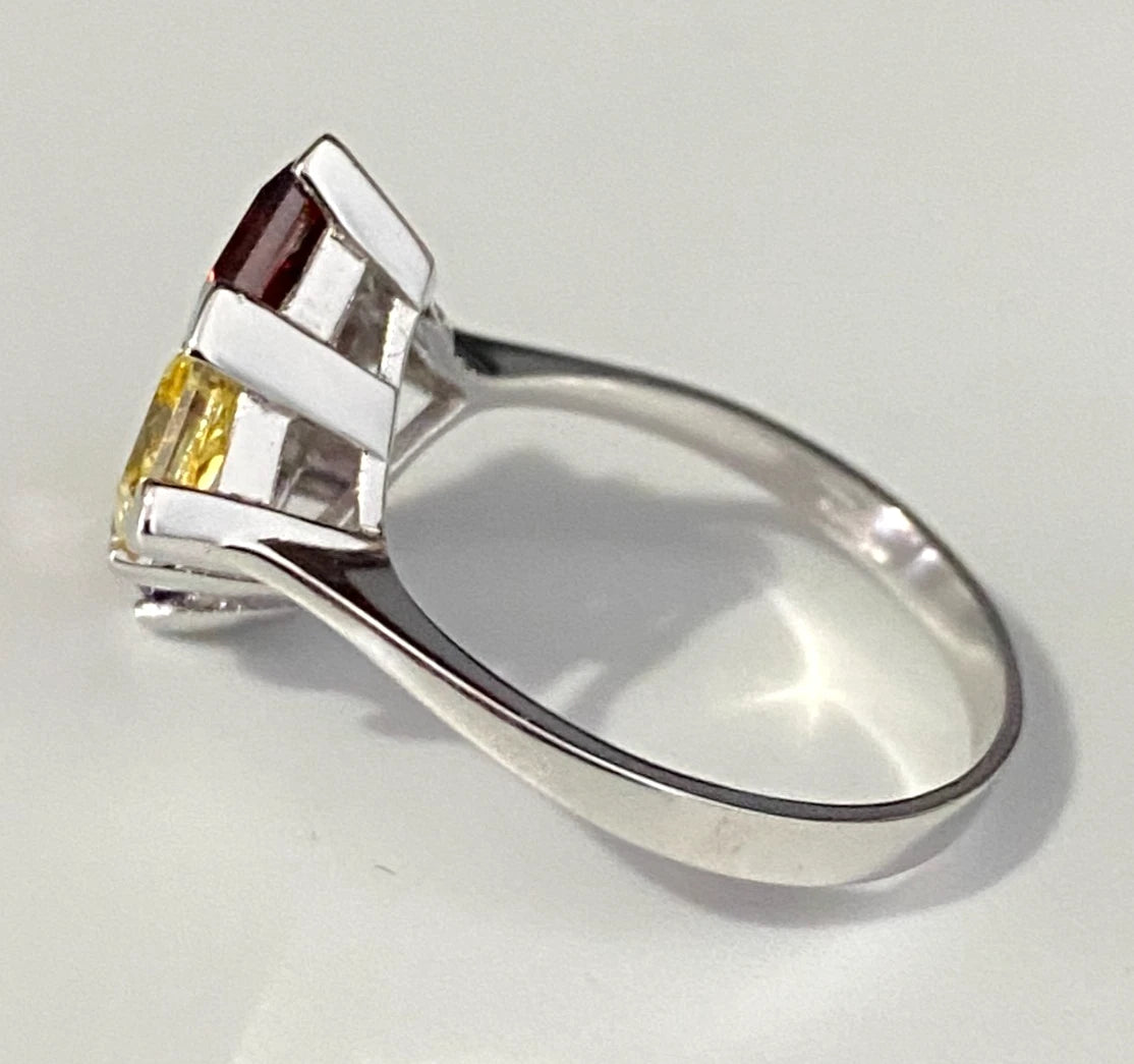 9K White Gold & Multicolored CZ Stones Ring Size O 1/2 - 7 1/4
