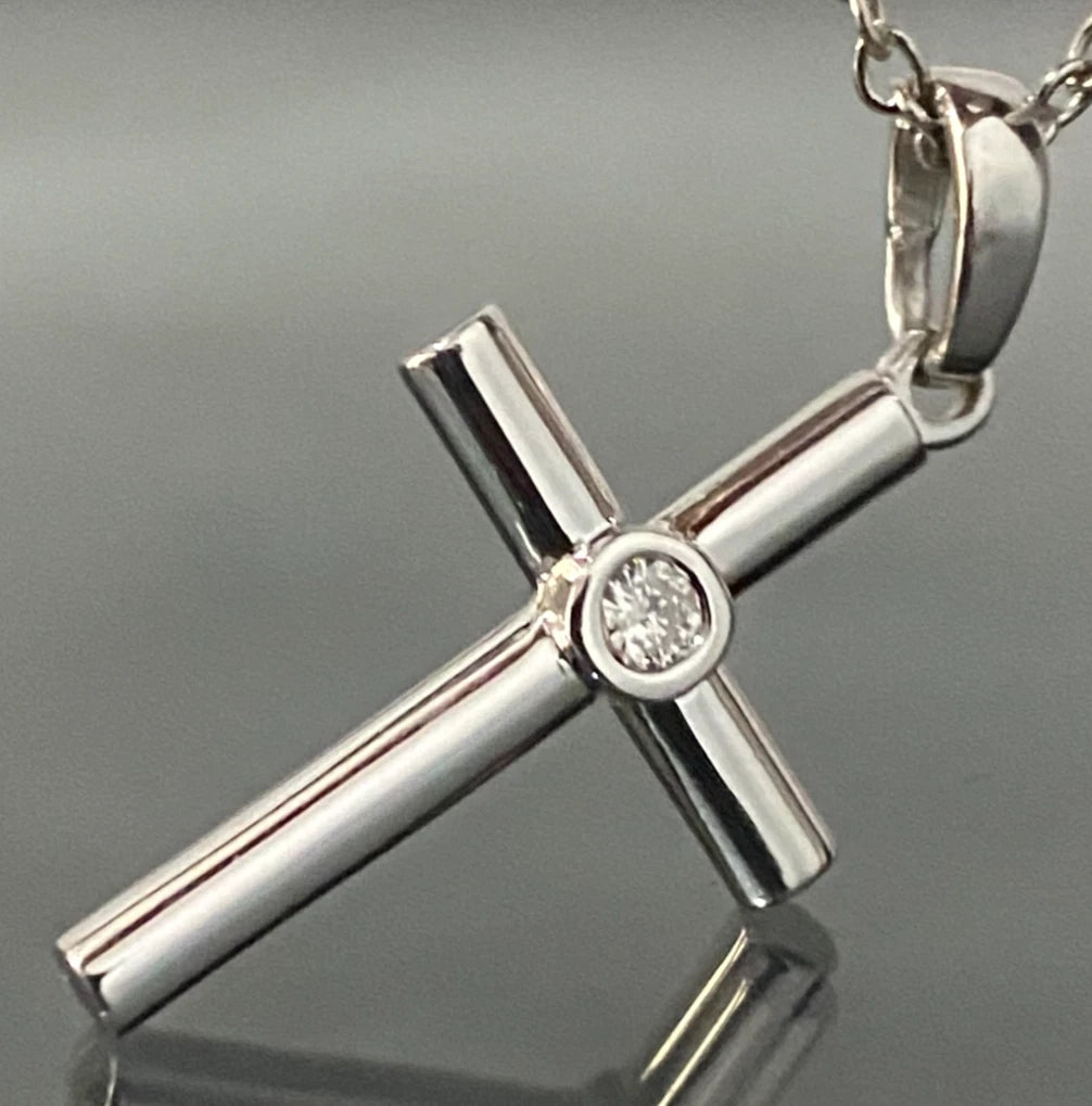 9K White Gold & Diamond Cross Pendant 32.0mm High