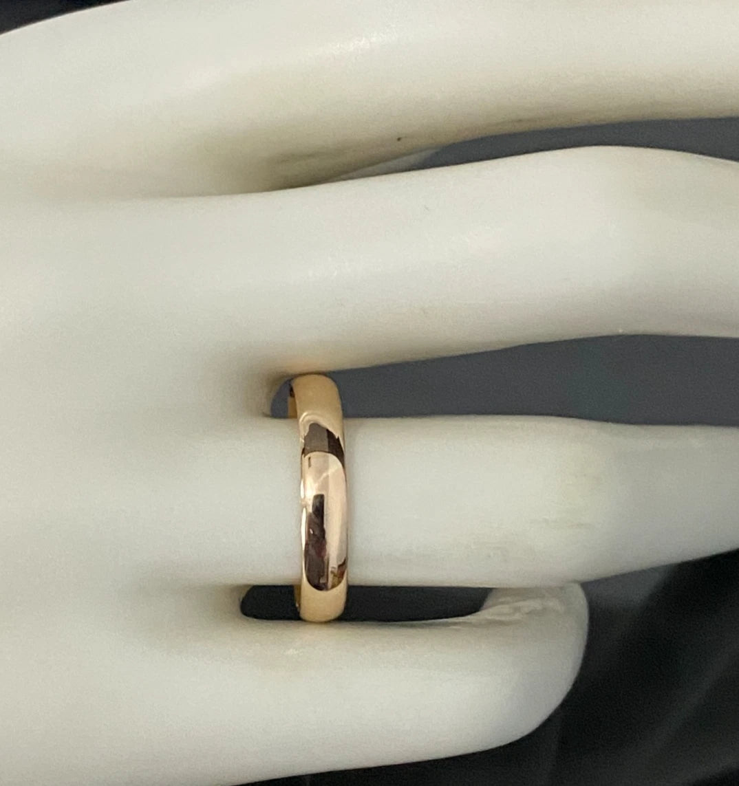 14K Yellow Gold Wedding Band Ring Size P - 7 3/4