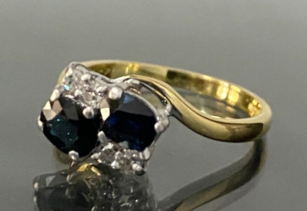 18K Yellow Gold W/ Sapphire & Diamond Crossover Ring Size M - 6