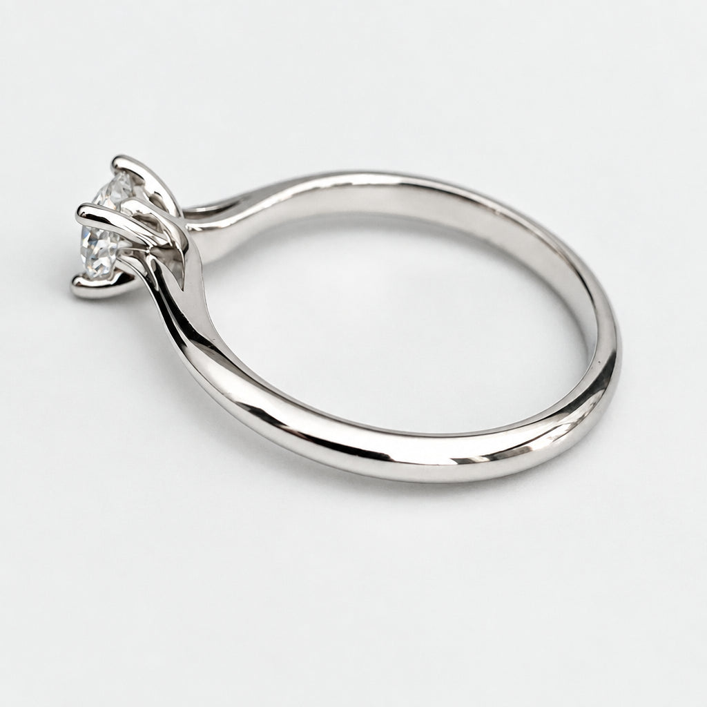 18K White Gold & 0.45CT Diamond Solitaire Engagement Ring Size M (US 6.25)