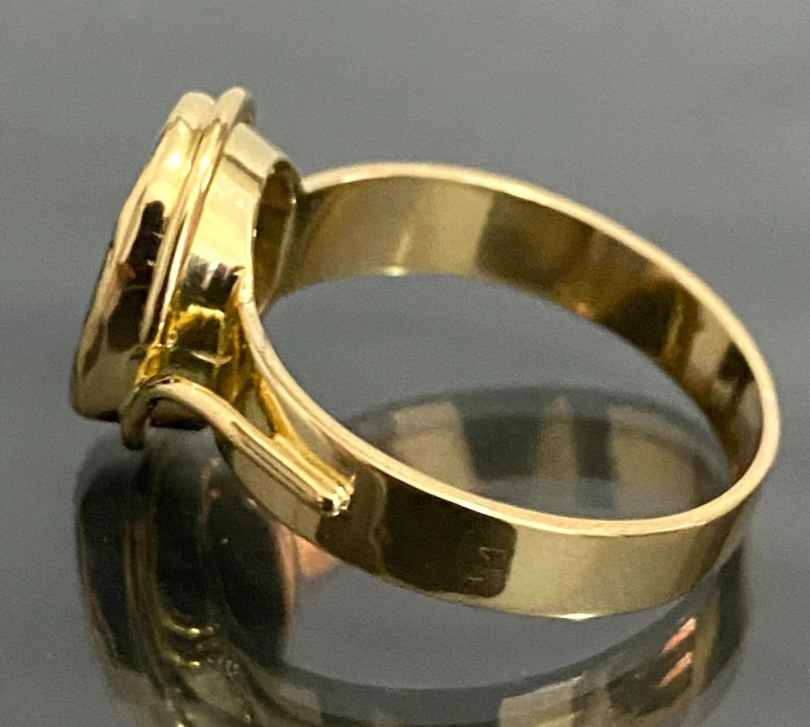 18K Yellow Gold Opal Doublet Ring Size V 1/2 (US 11) - Vintage Jewellery