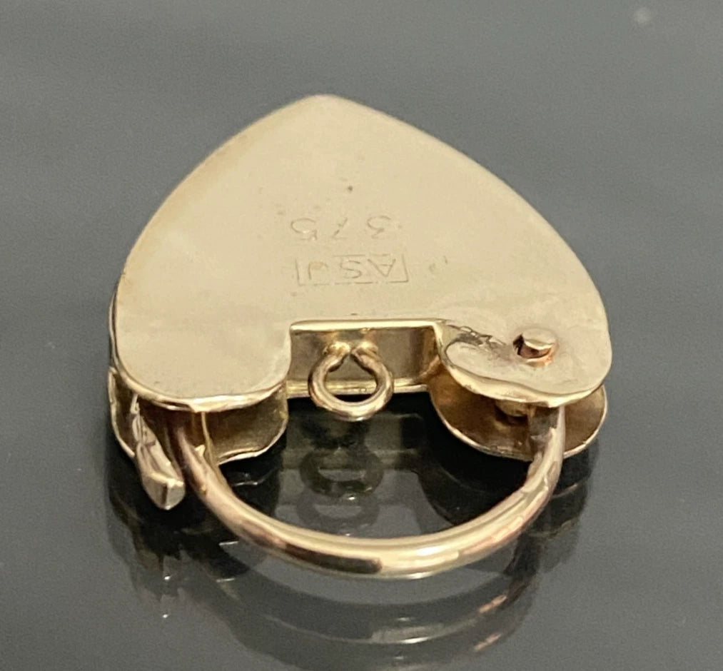 Vintage 9ct Yellow Gold Heart Engraved Padlock Clasp / pendant