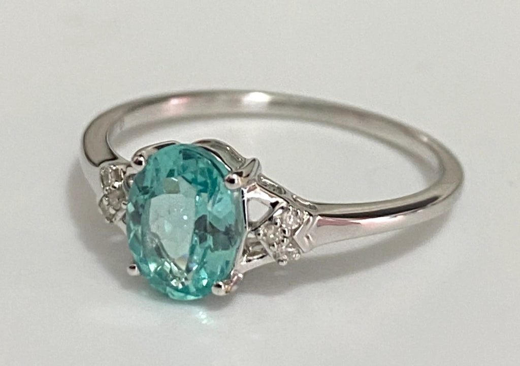 10K White Gold W/ Apatite & Diamond Ring - Size P (US 7.75)
