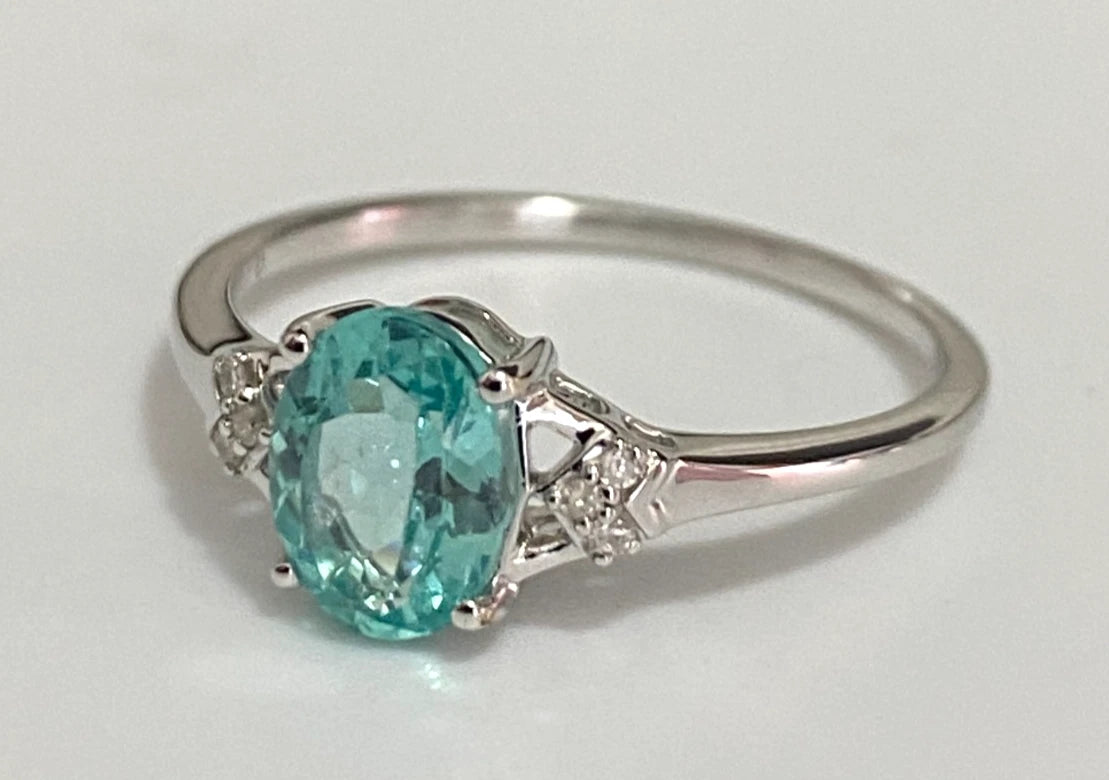 10K White Gold W/ Apatite & Diamond Ring - Size P (US 7.75)