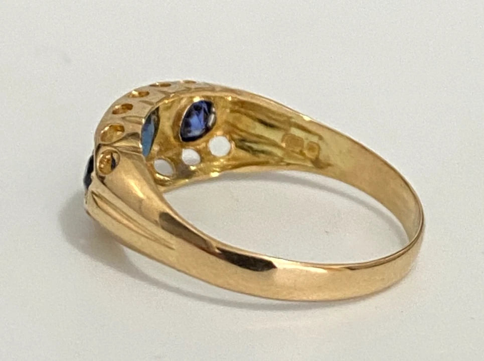 Antique 18ct Yellow Gold Blue Stone & Diamond Ring – Size K 1/2 (US 5.5)