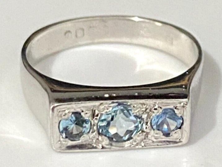 Vintage 9K White Gold & Blue Gemstones Ring Size L - 5 1/2