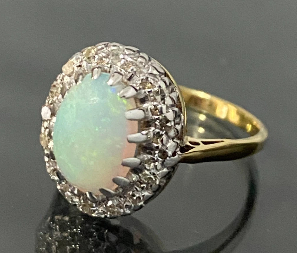 Vintage 18K Yellow Gold Opal & Diamond Cluster Ring Size L - 5 7/8