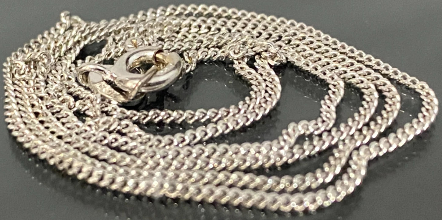 18K White Gold Curb Link Chain Necklace 44cm Long