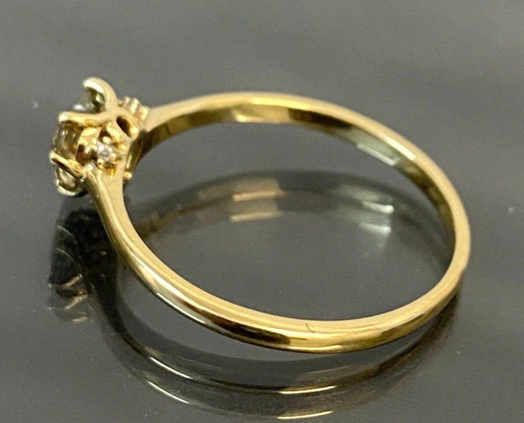 10ct Yellow Gold W/ Heart Diaspore & Diamond Ring Size R 1/2 (US 9)