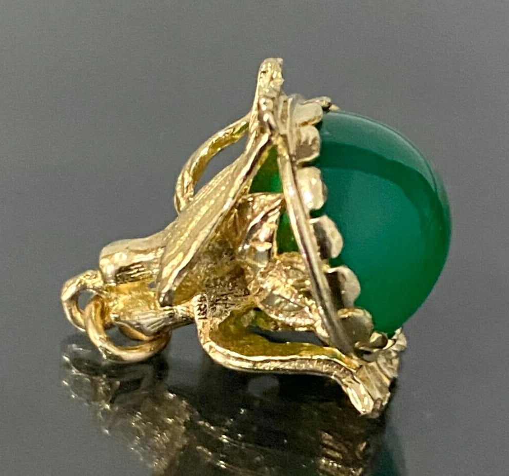 Vintage 9K Yellow Gold & Chrysoprase Love Birds Charm Seal Fob Pendant