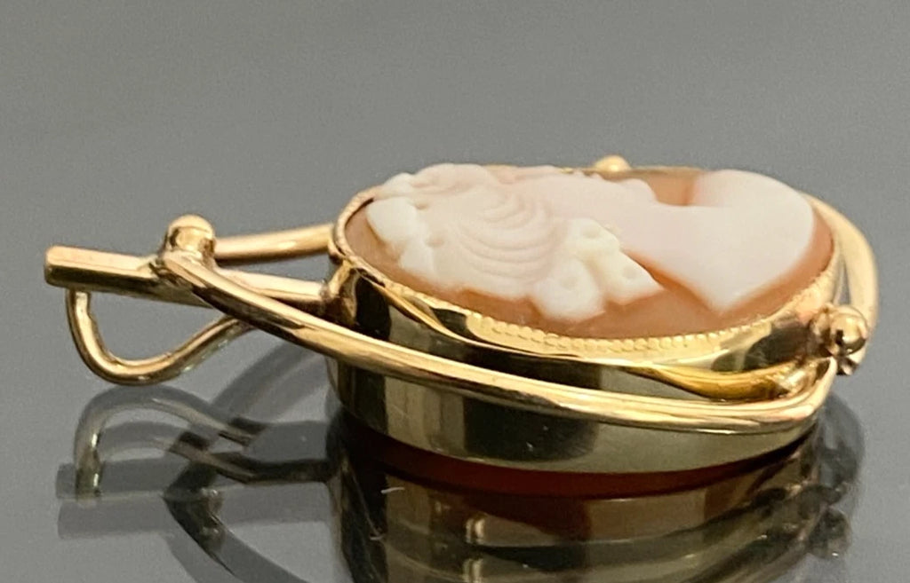 Vintage 9K Yellow Gold Portrait Cameo Pendant 27.0mm High - Vintage Jewellery