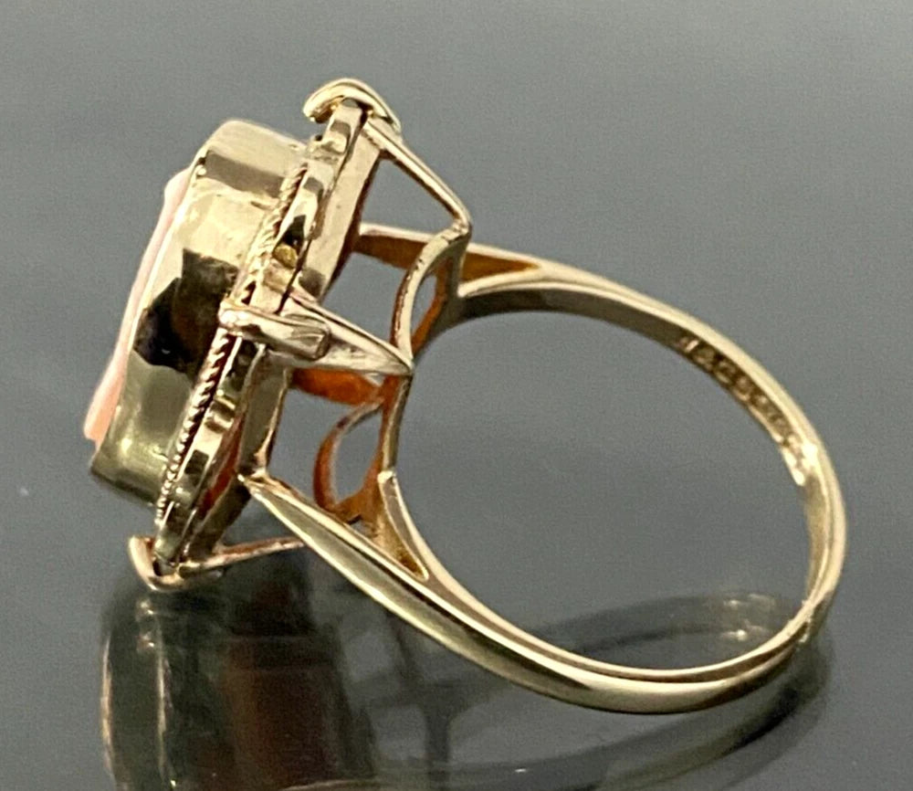 Vintage 9K Yellow Gold & Carved Cameo Ring Size O 1/2 - 7 1/4