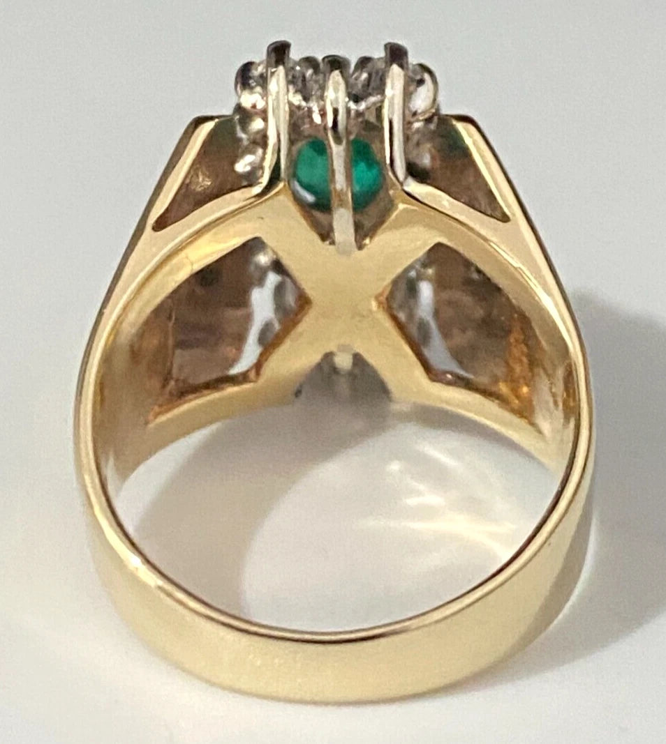 14K Yellow Gold W/ Emerald & 0.60CT Diamond Cluster Ring Size L 1/2 - 5 7/8