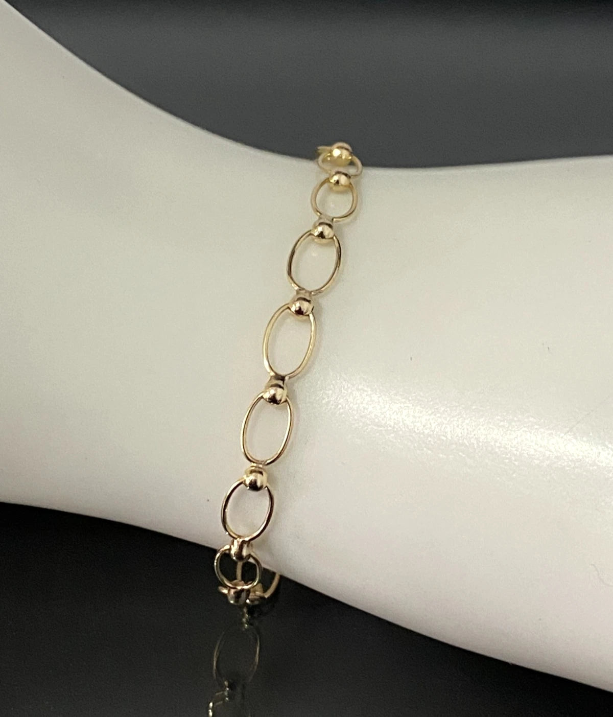 9K Yellow Gold Oval Link Bracelet 19cm Long
