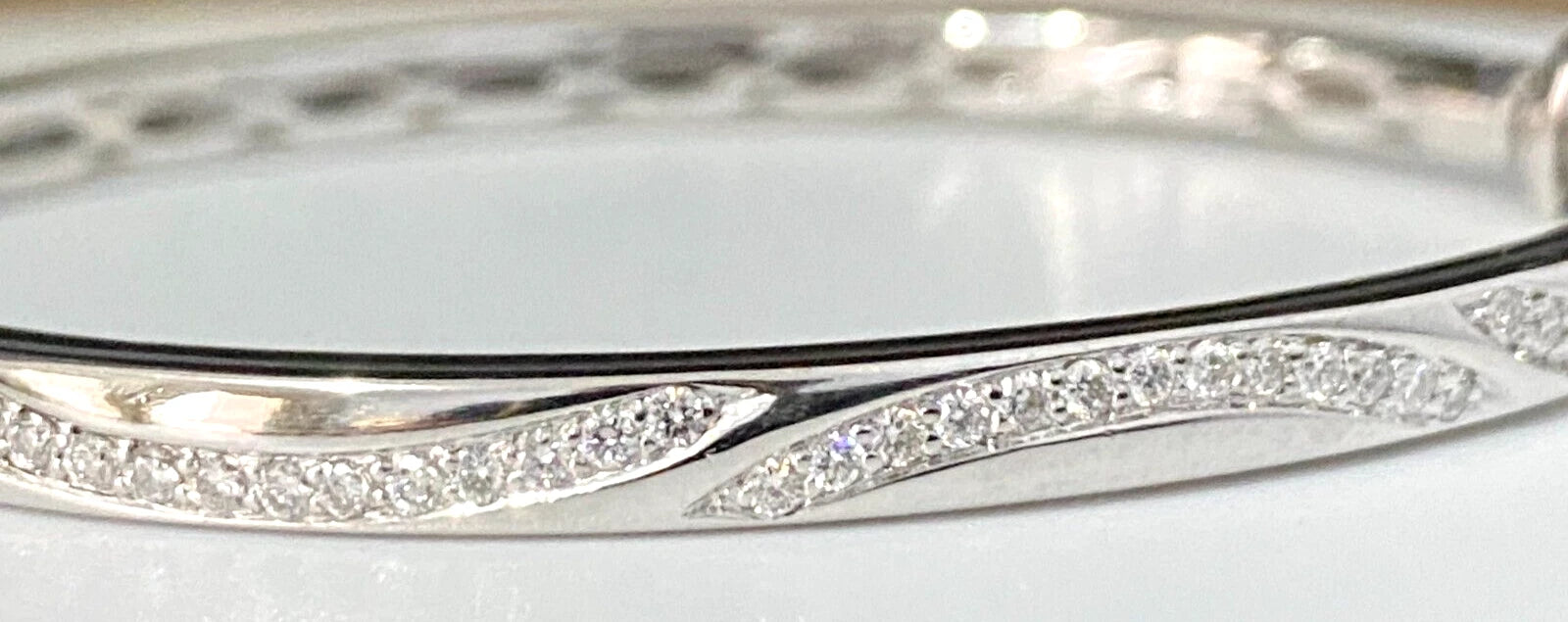 18K White Gold & 0.70CT Diamond Hinged Bangle Bracelet