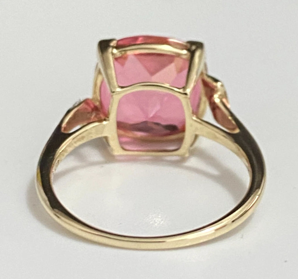 10K Yellow Gold 6.80CT Topaz & Diamond Ring Size L (US 5.75)